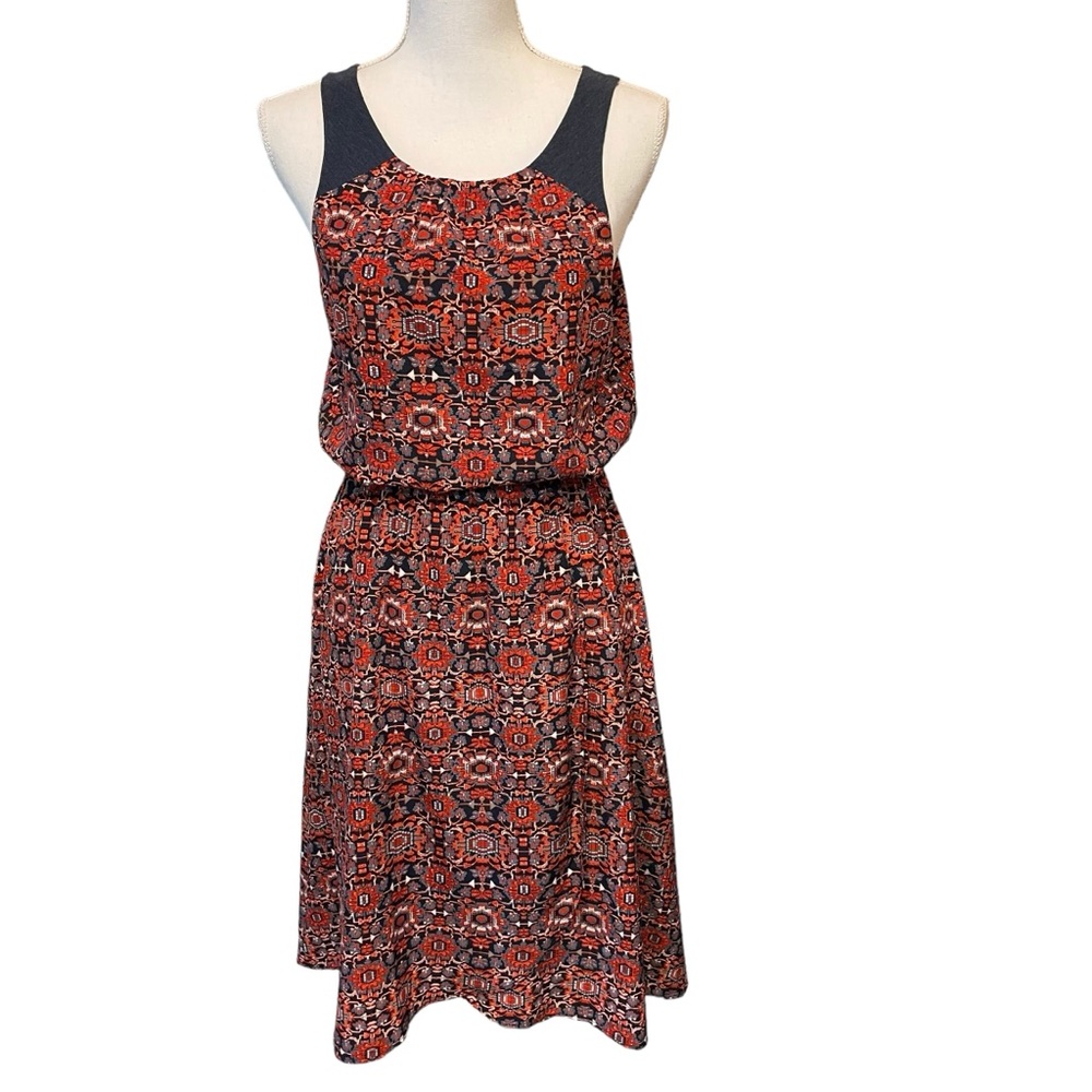 Athleta Red Patterned Sleeveless Mid Length Layered Wrap Dress. Size XS